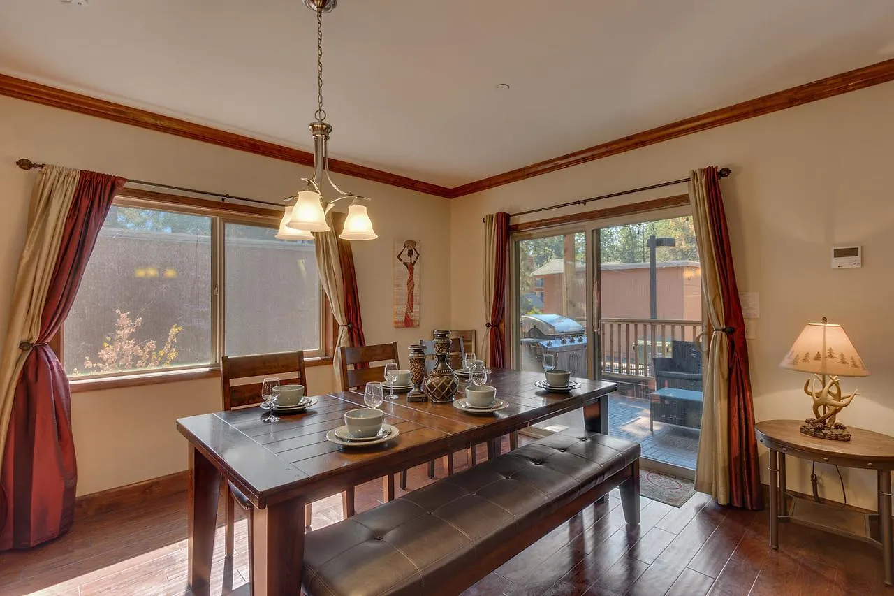 Tahoe Woods Escape - Three Bedroom Home 南太浩湖 美国